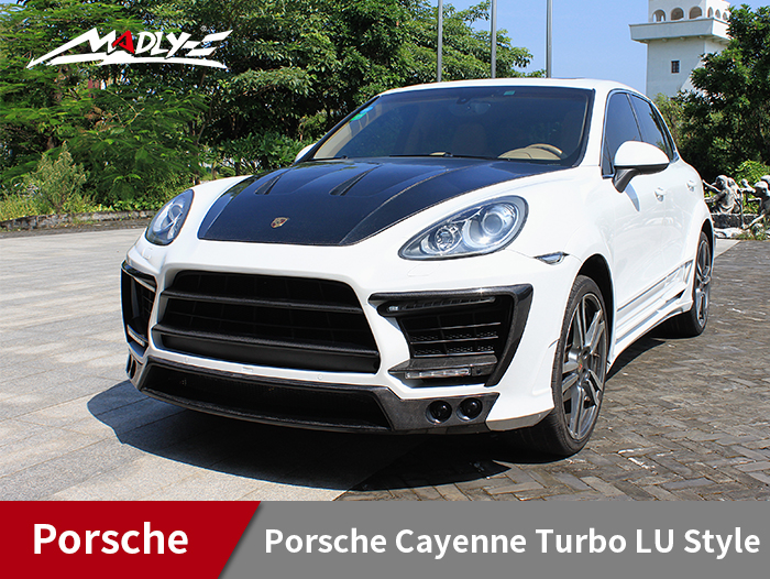 2011-2014 Porsche Cayenne Turbo LU Style Wide Body Kits With Double Three Hole Exhaust Tips Fenders